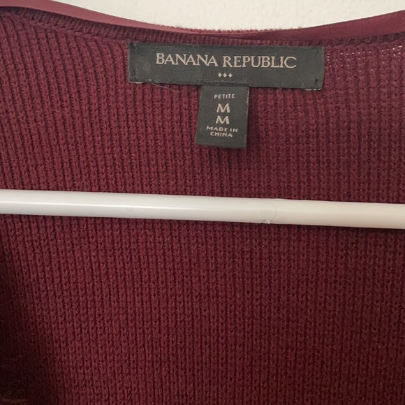 HOST PICK 💕 Banana Republic faux fur sweater - Picture 4 of 4